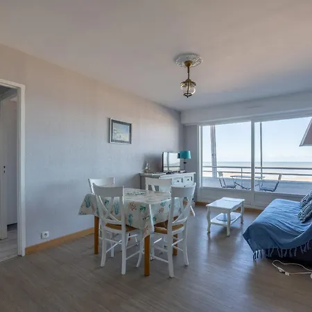 Appartamento Les Marinas Front Of The